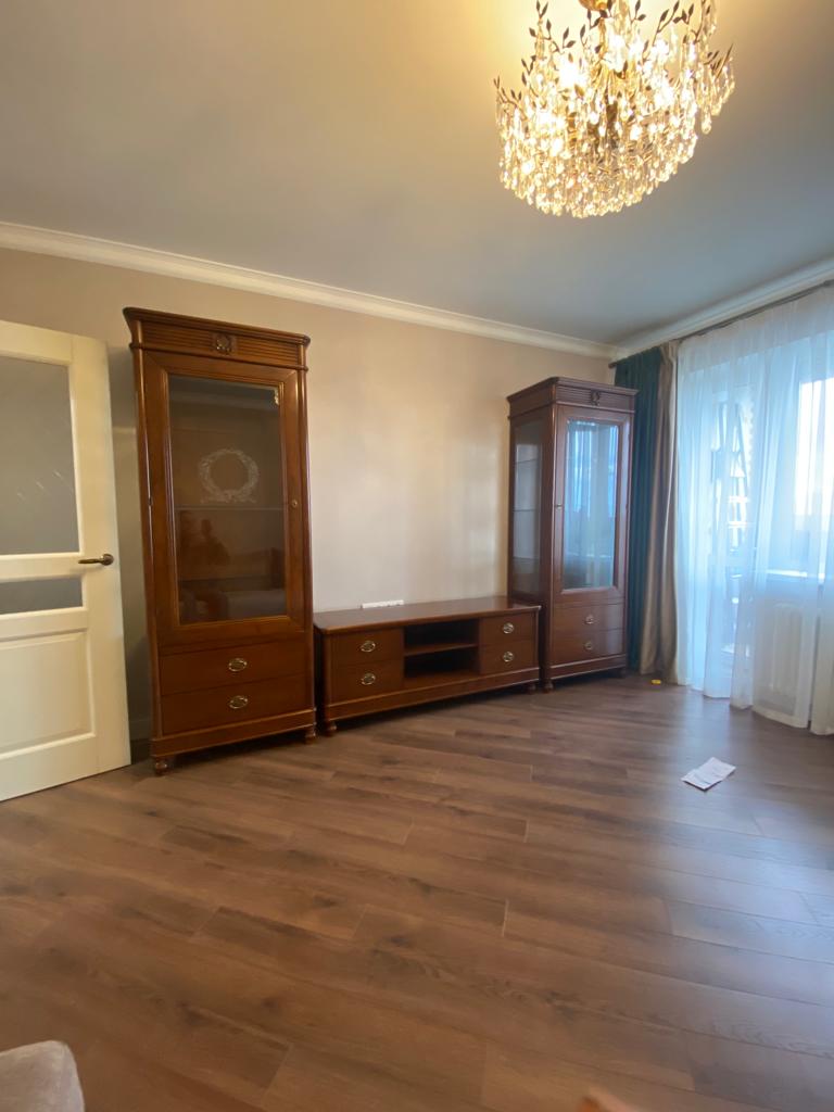 Витрина 1 дверь Мария Сильва